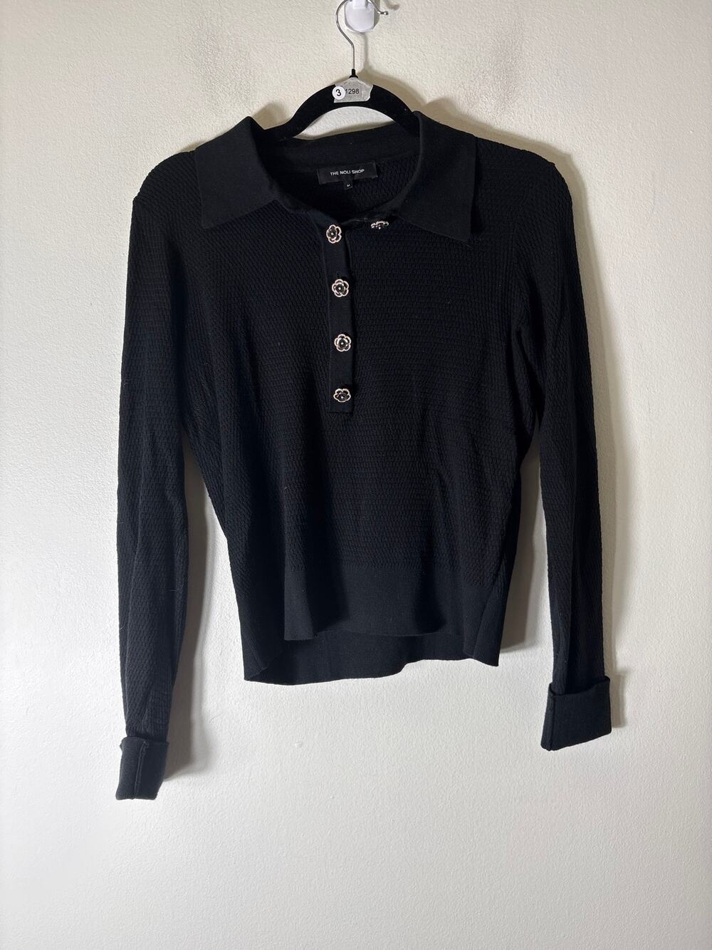 The Noli Shop Black Long Sleeve Collared Top Sz M